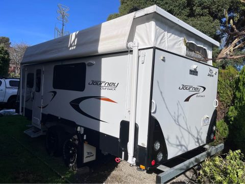 2018 Jayco Journey photo 3
