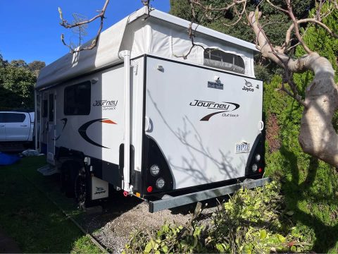 2018 Jayco Journey photo 2