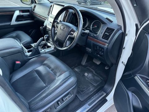 2019 Toyota  LandCruiser photo 8