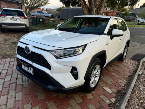 2020 Toyota RAV4 photo 7