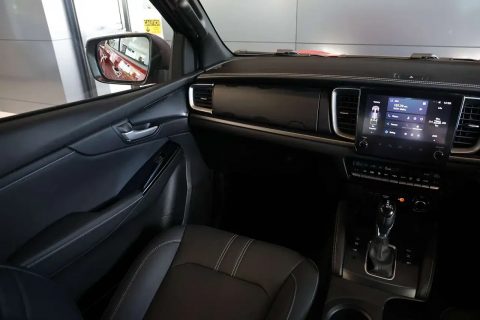 2024 Mazda BT-50 photo 8