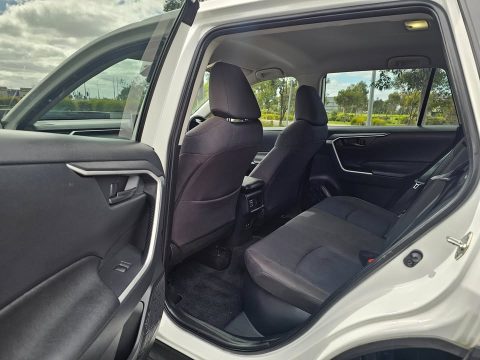 2022 Toyota RAV4 photo 7