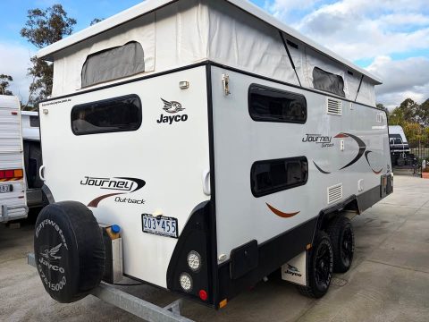 2018 Jayco Journey photo 3