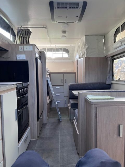 2018 Jayco Journey photo 4