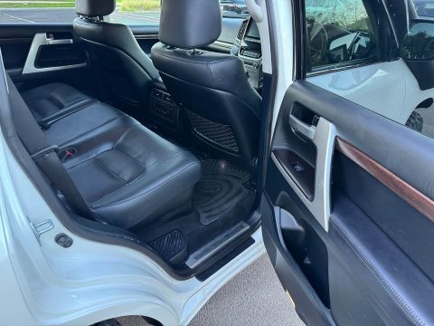 2019 Toyota  LandCruiser photo 9