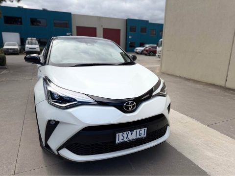 2020 Toyota C-Hr photo 2