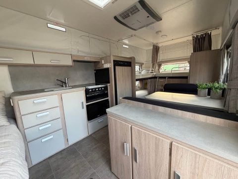 2018 Jayco Journey photo 12