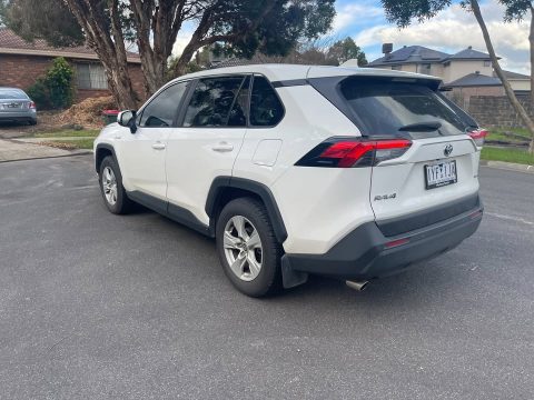 2020 Toyota RAV4 photo 4