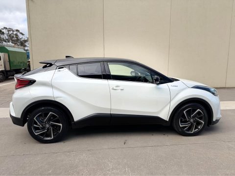 2020 Toyota C-Hr photo 4
