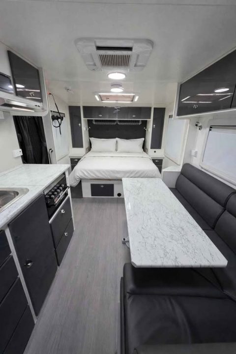 2018 Retreat Whitsunday 199C Triple Bunk photo 4