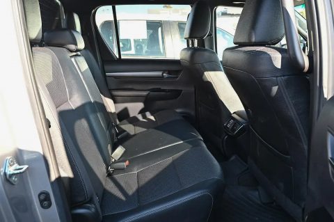 2021 Toyota Hilux photo 8