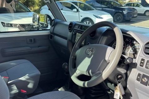 2019 Toyota Landcruiser photo 10