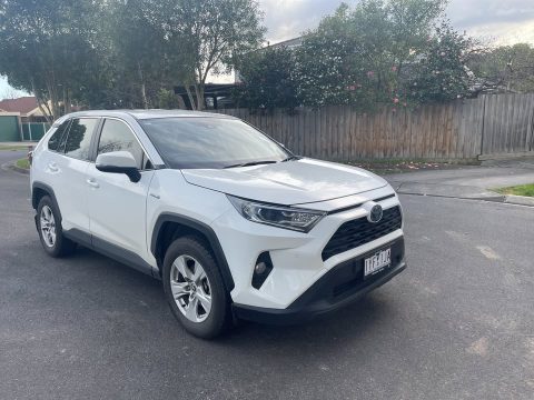 2020 Toyota RAV4 photo 2