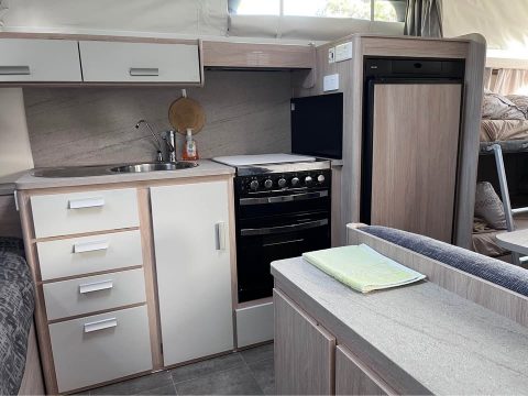 2018 Jayco Journey photo 7
