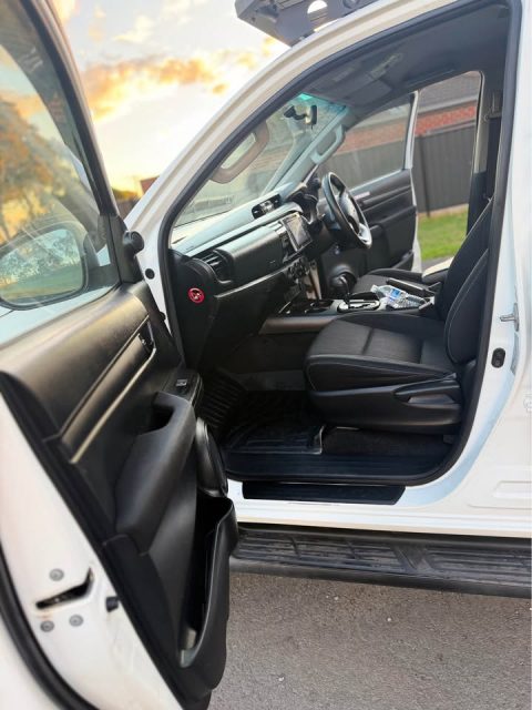 2018 Toyota Hilux photo 8